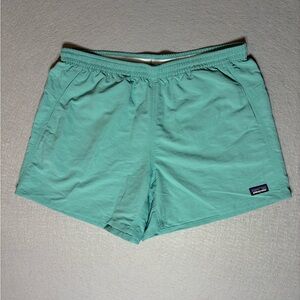 NWT Patagonia 57058 Turquoise Baggies Women's Size M Pocket Shorts